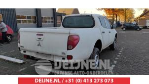 Gebruikte Laadbak Mitsubishi L-200 2.5 DI-D 4x4 Prijs € 550,00 Margeregeling aangeboden door V.Deijne Jap.Auto-onderdelen BV