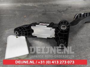 Hyundai Ioniq Accelerator pedal O534001 photo 2