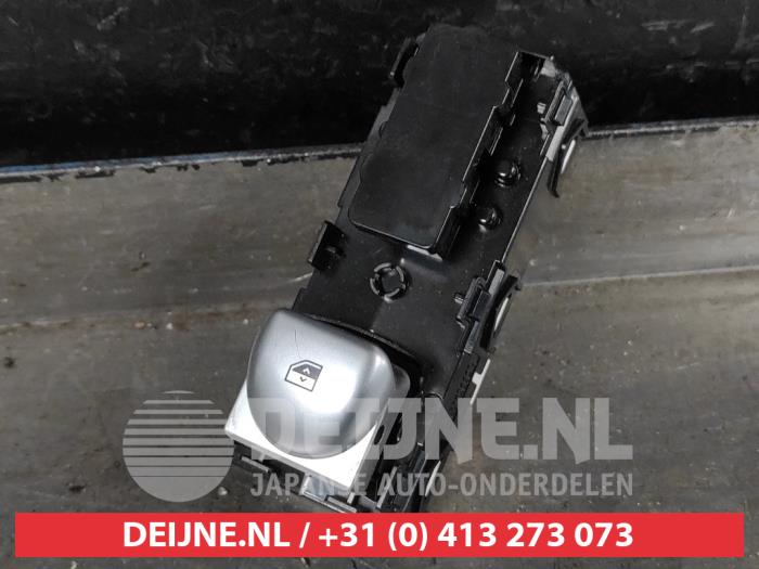Hyundai Ioniq Electric window switch O534002