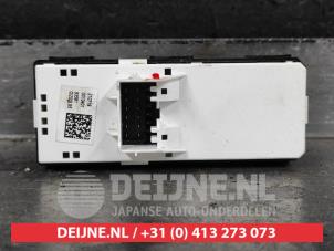 Hyundai Ioniq Elektrisch Raam Schakelaar O534002 foto 2