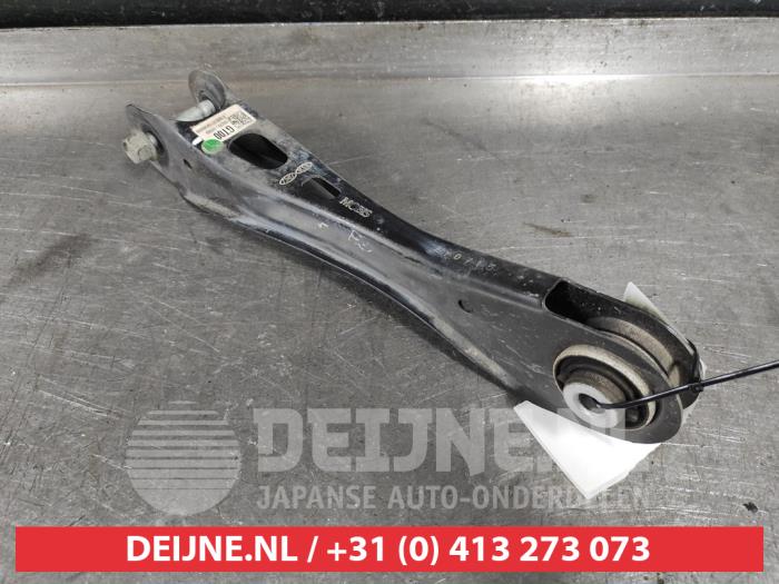 Hyundai Ioniq Rear wishbone, right O534187