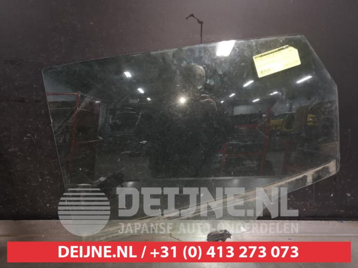 Kia Venga Portierruit 4Deurs links-achter O534381
