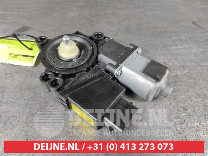 Kia Ceed Raammotor Portier O534453