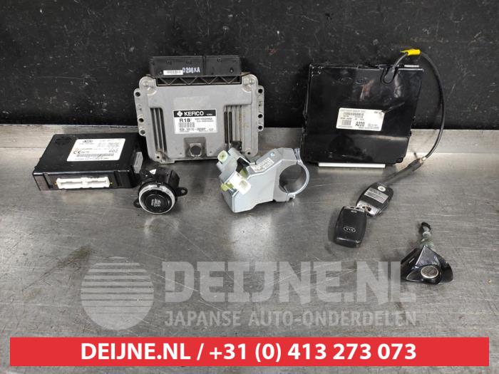 Kia Ceed Slotenset Cilinder (compleet) O534456
