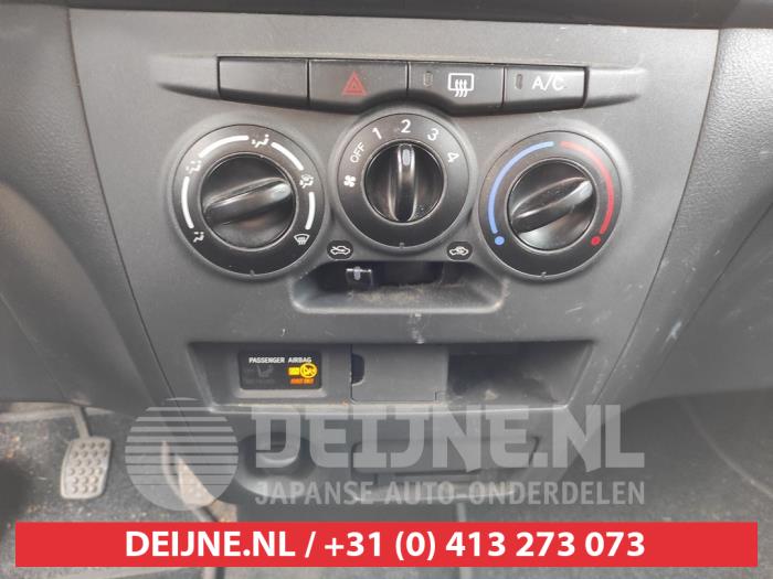 Daihatsu Materia Heizung Bedienpaneel O534547