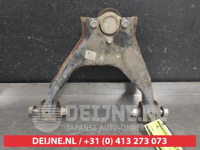 Mitsubishi L200 Querlenker oben rechts vorne O534568