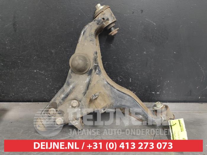 Mitsubishi L200 Querlenker unten rechts vorne O534570