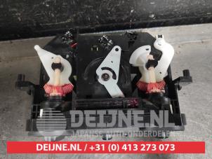 Nissan Pulsar Heater control panel O534726 photo 2
