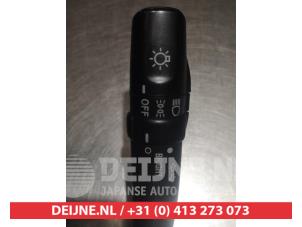 Subaru Impreza Steering column stalk O308598 photo 2