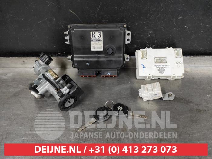 Suzuki Swift Kontaktslot+Sleutel O534807