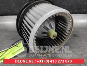 Daihatsu Materia Kachel Ventilatiemotor O534820 foto 2