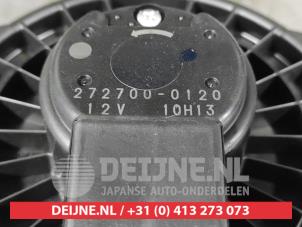Daihatsu Materia Kachel Ventilatiemotor O534820 foto 3