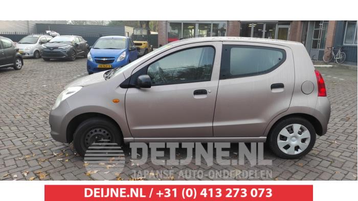 Suzuki Alto Portierruit 4Deurs links-achter O534924