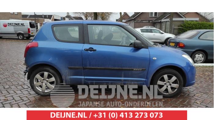 Suzuki Swift Portierruit 2Deurs rechts O535008