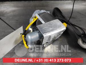 Subaru Justy Front seatbelt, left O535246 photo 2