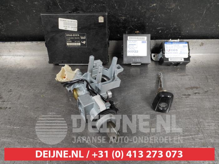 Subaru Justy Schlossset Zylinder (komplett) O535351