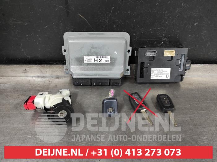 Nissan Micra Kontaktslot+Sleutel O535477