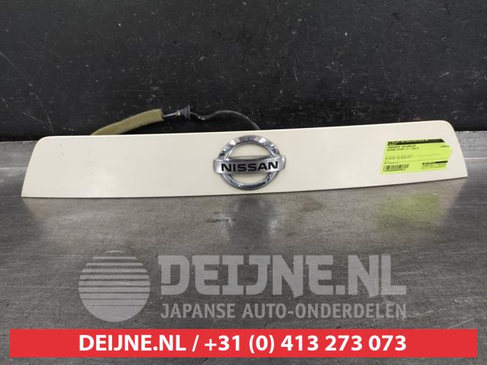 Nissan Micra Tailgate handle O535611