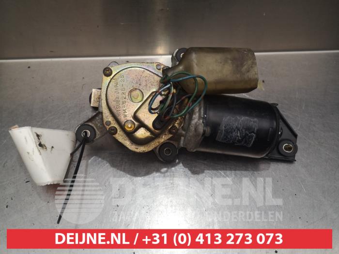 Subaru Impreza Scheibenwischermotor vorne O348745