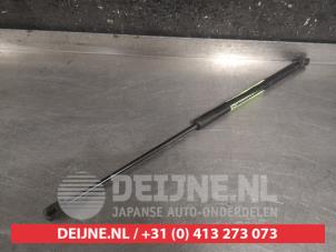 Mazda 3 Gasdemper links-achter O293616 foto 2