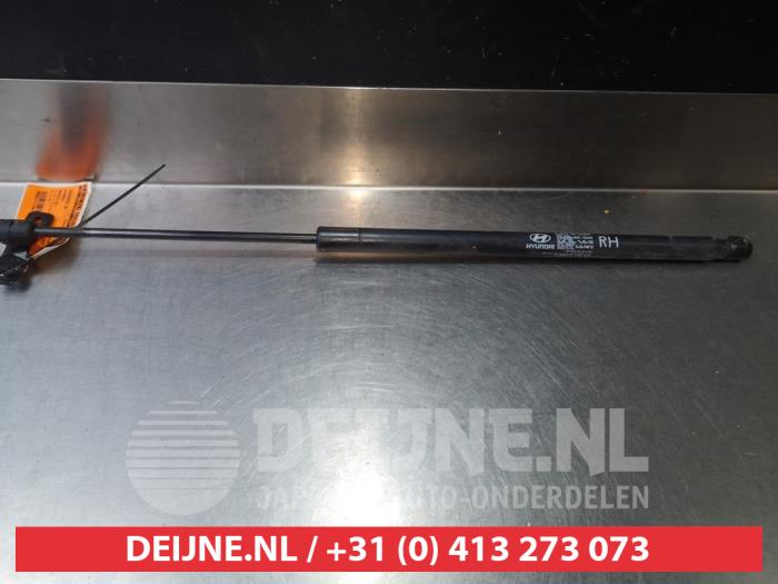 Hyundai Matrix Gasdämpfer rechts hinten O294668
