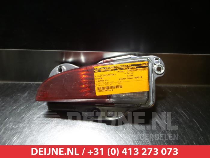 Hyundai Elantra Tailgate reflector, left O296949