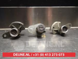Hyundai Getz Slotenset Cilinder (compleet) O277876 foto 2