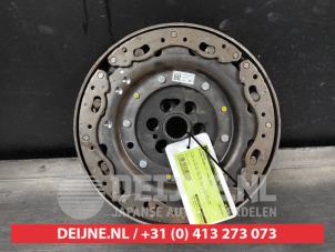 Gebruikte Vliegwiel Nissan Micra (K14) 1.0 IG-T 100 Prijs € 90,75 Inclusief btw aangeboden door V.Deijne Jap.Auto-onderdelen BV