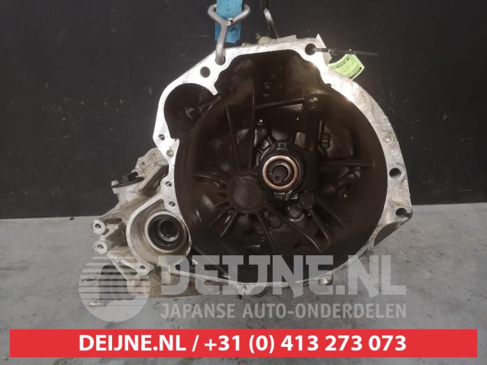 Nissan Primera Gearbox O535884