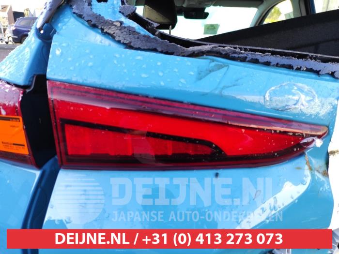 Hyundai Kona Achterklep reflector links O535947