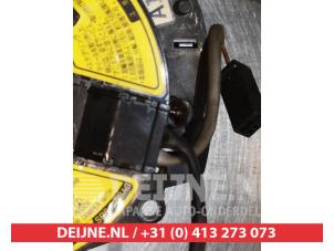 Nissan Almera Klokveer Airbag O307713 foto 2