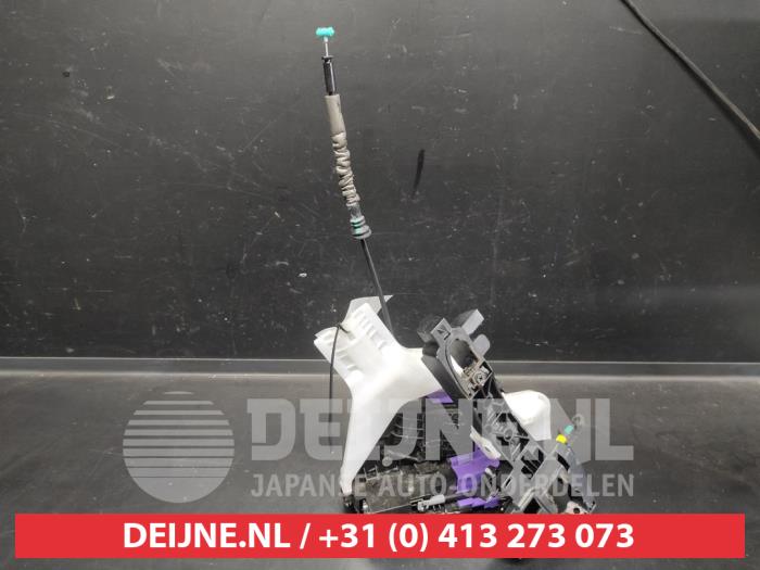 Hyundai I30 Türschlossmechanik 4-türig links hinten O536149