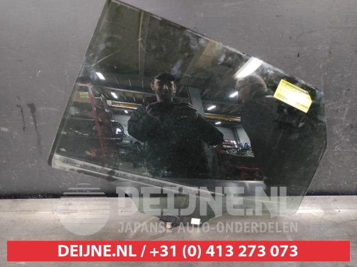 Kia Venga Portierruit 4Deurs links-achter O536377