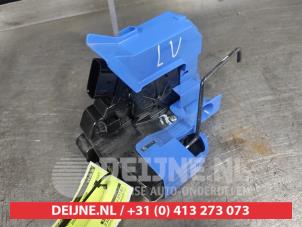 Hyundai I20 Door lock mechanism 4-door, front left O536673 photo 3