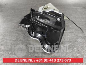 Suzuki Swift Deurslot Mechaniek 4Deurs rechts-achter O536773 foto 2