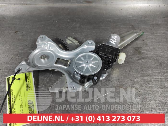 Suzuki Swift Fenstermechanik 4-türig rechts hinten O536793