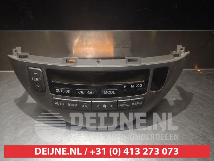 Toyota Previa Heater control panel O306283