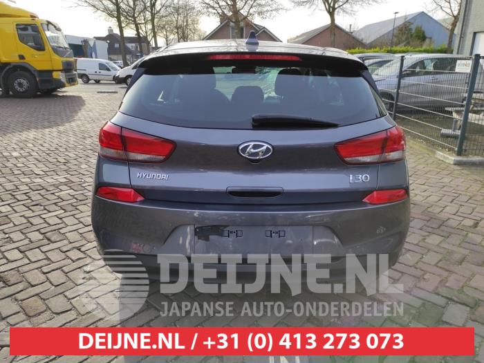 Hyundai I30 Achterklep reflector links O537077