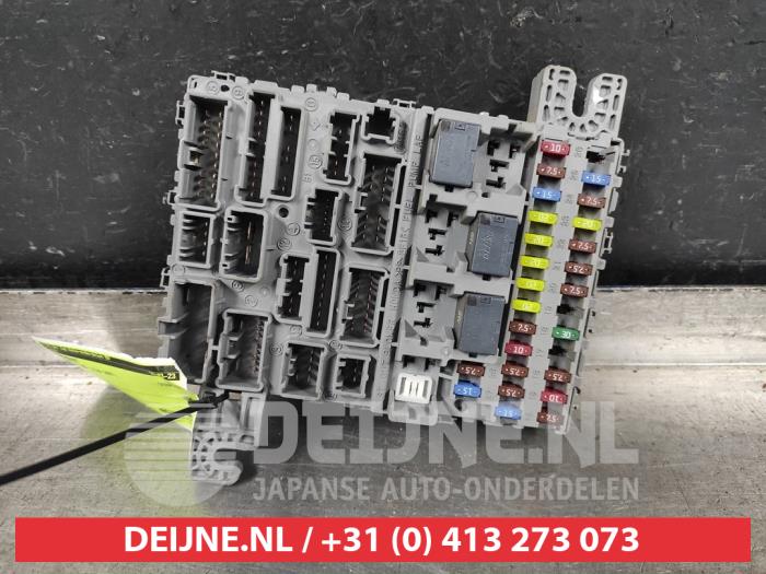 Honda FR-V Fuse box O537097