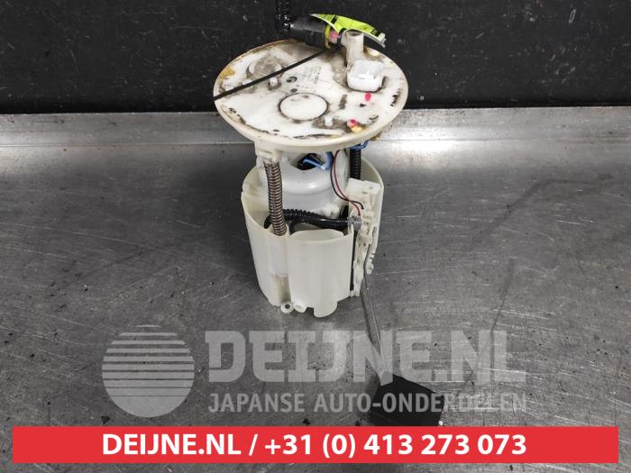 Gebruikte Tank element Pomp Suzuki Kizashi (FRE/FRF) 2.4 16V Prijs € 50,00 Margeregeling aangeboden door V.Deijne Jap.Auto-onderdelen BV