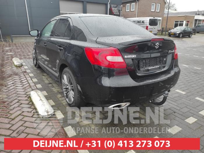 Suzuki Kizashi Achterklep O537139