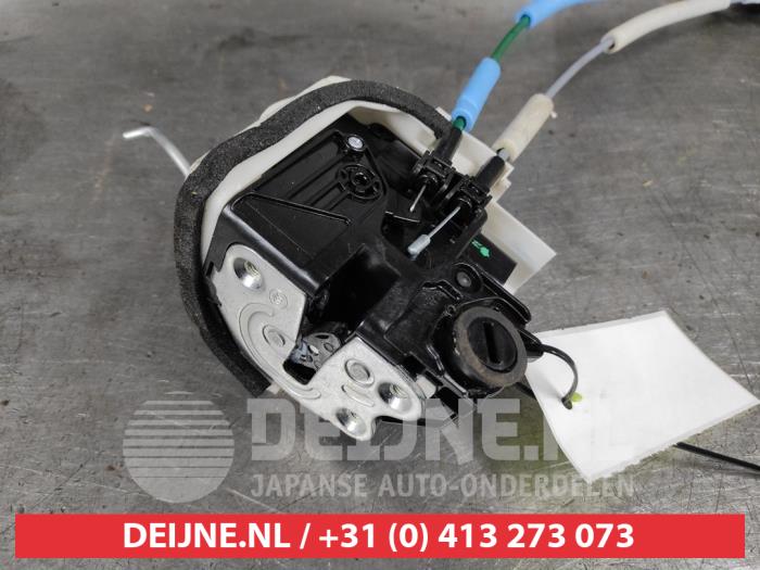 Kia Picanto Deurslot Mechaniek 4Deurs links-achter O537166