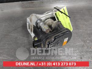 Hyundai Kona Rear brake calliper, left O537483 photo 2