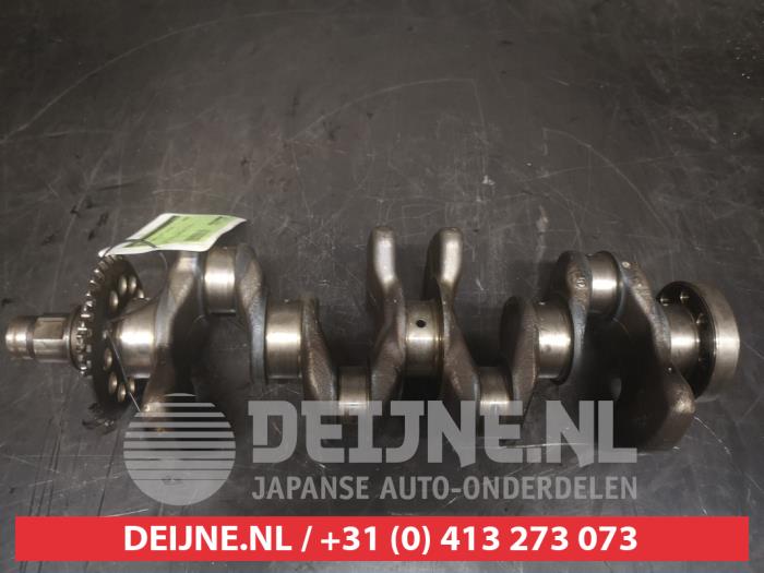 Gebruikte Krukas Toyota Yaris II (P9) 1.33 16V Dual VVT-I Prijs op aanvraag aangeboden door V.Deijne Jap.Auto-onderdelen BV