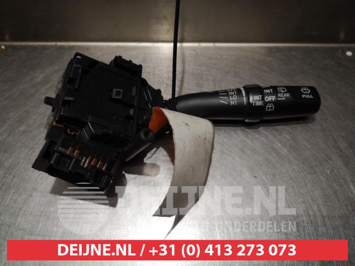 Toyota Avensis Ruitenwis Schakelaar O310320
