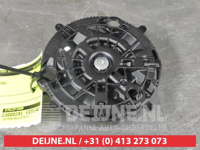 Kia Sportage Spiegel motor links O537730