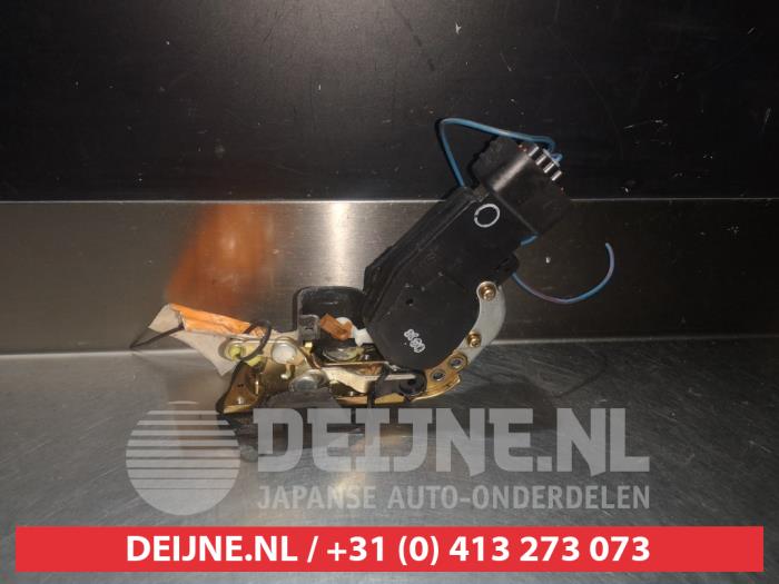 Toyota Landcruiser Deurslot Mechaniek 4Deurs links-achter O280597