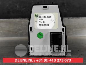 Kia Niro Mirror switch O538068 photo 2