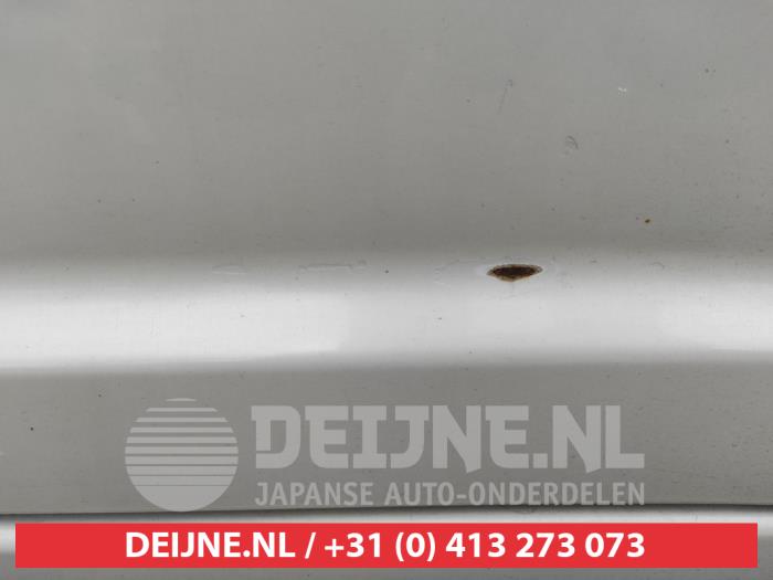 Suzuki Swift Portier 4Deurs links-achter O538087
