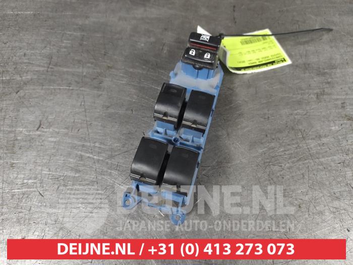 Toyota Verso Multi-functional window switch O538423